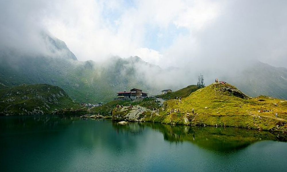 Danau Bâlea: Permata Tersembunyi di Pegunungan Făgăraș