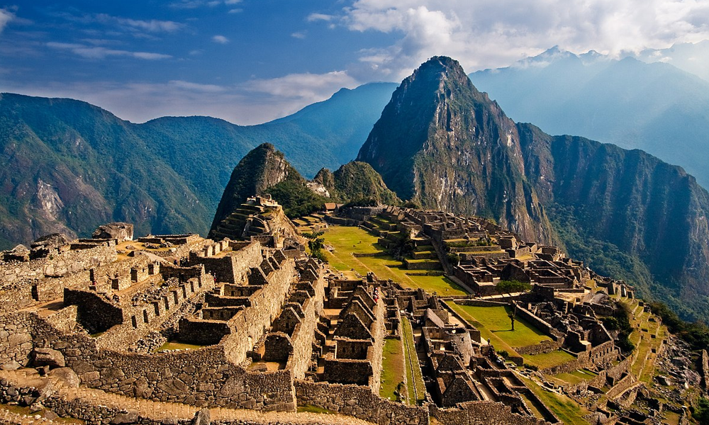 Machu Picchu: Kota Inca yang Hilang di Puncak Andes