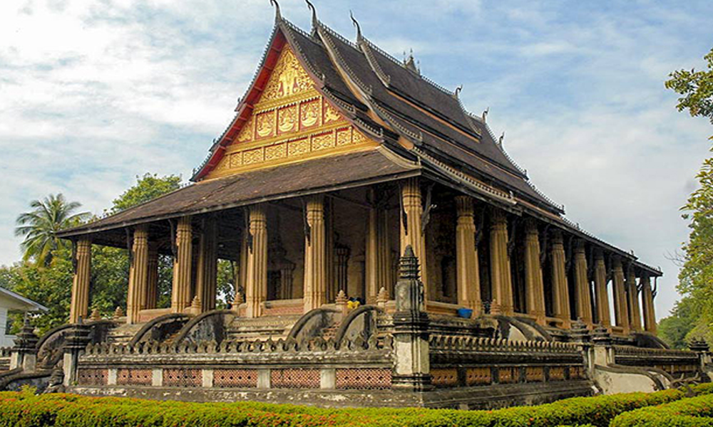 Wat Si Saket: Perpustakaan Patung Buddha Terbesar di Laos